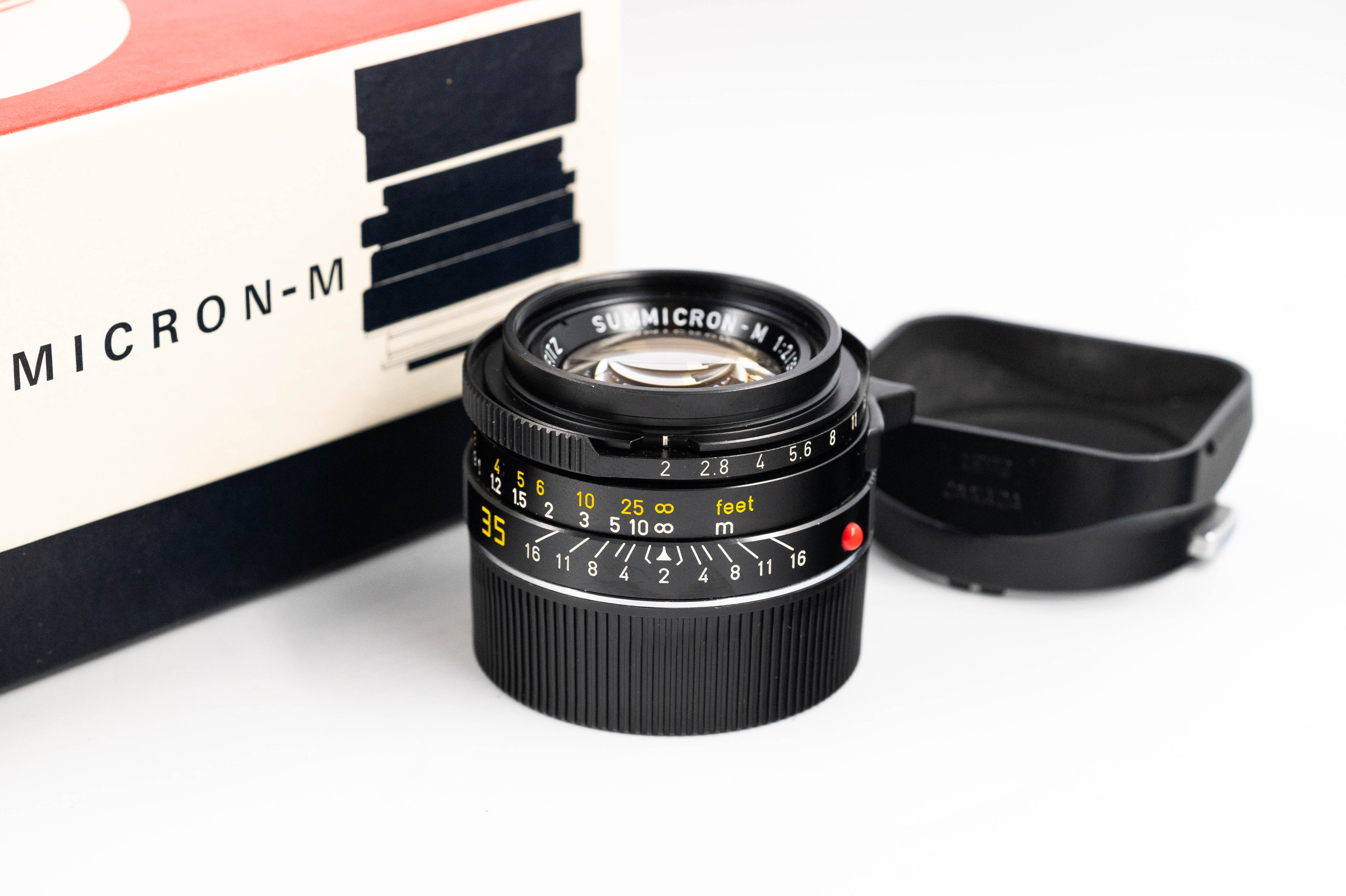 Leica Summicron-M 35mm f/2 V4 Black 11310