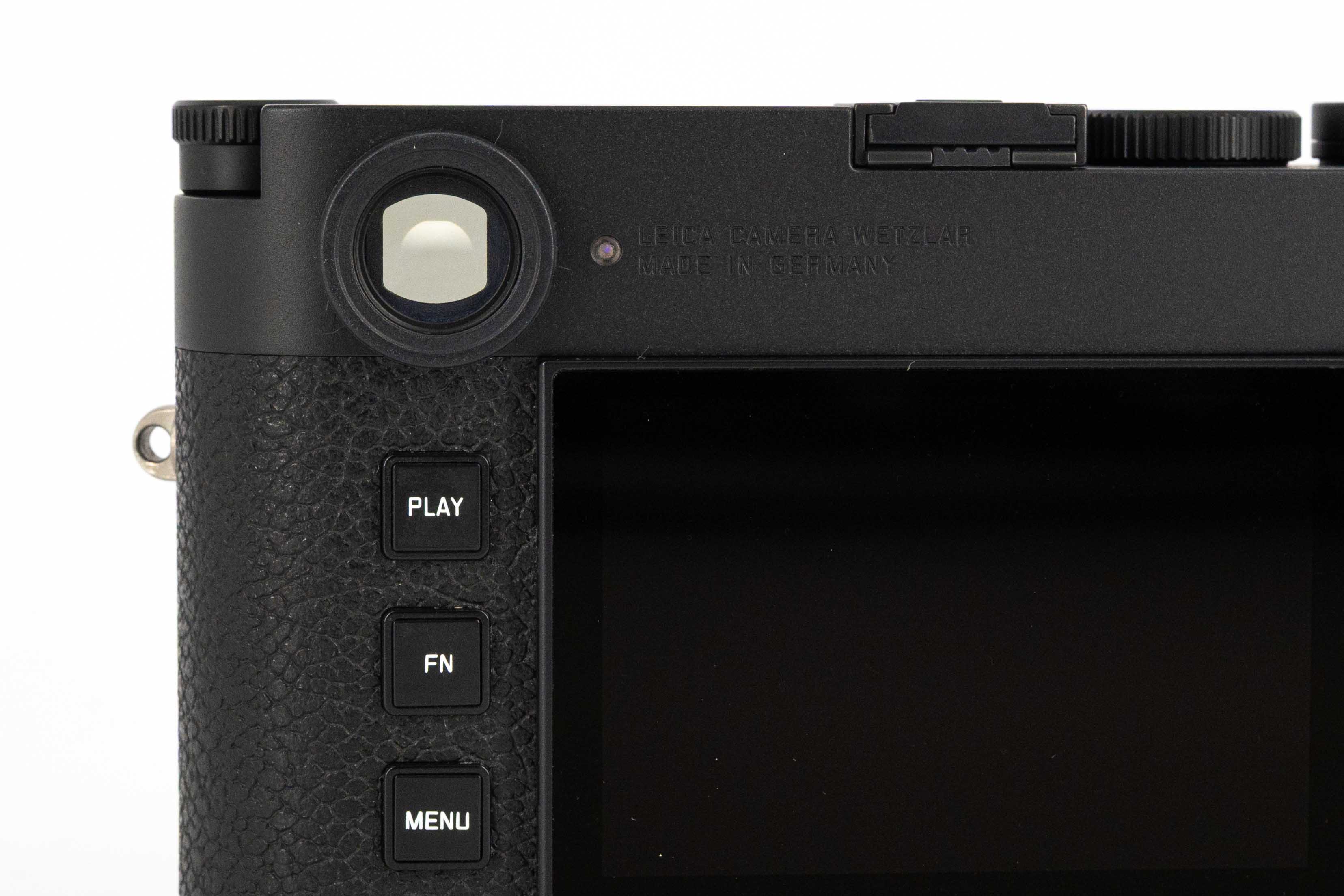 M11, black lacquered