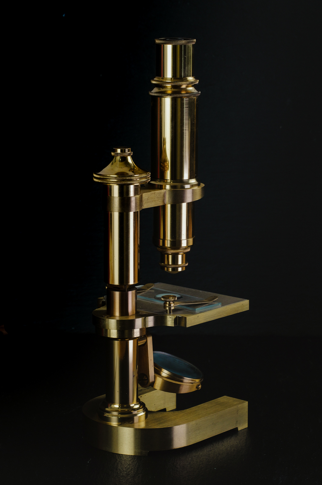Leica Leitz Brass Microscope Leica Leitz Brass Microscope