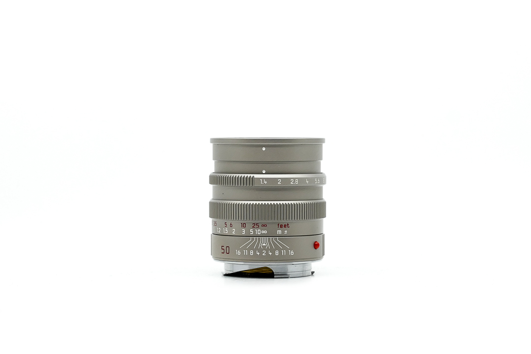 Leica Summilux-M 1,4/50mm "TITANISIERT"