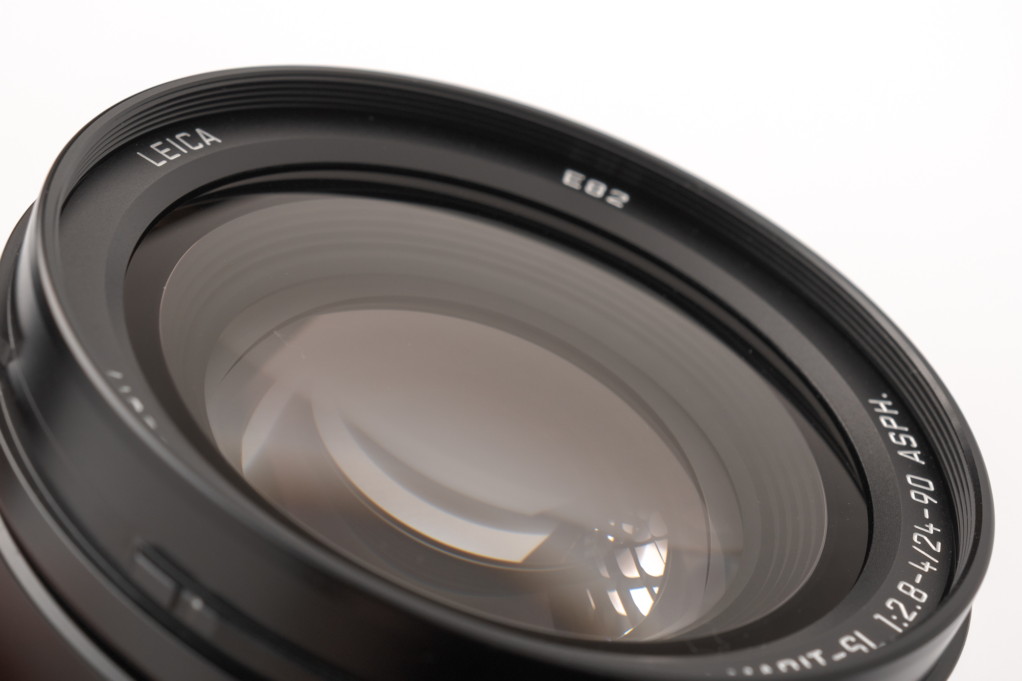 Leica 24-90 Vario-Elmarit-SL f/2.8-4 ASPH.