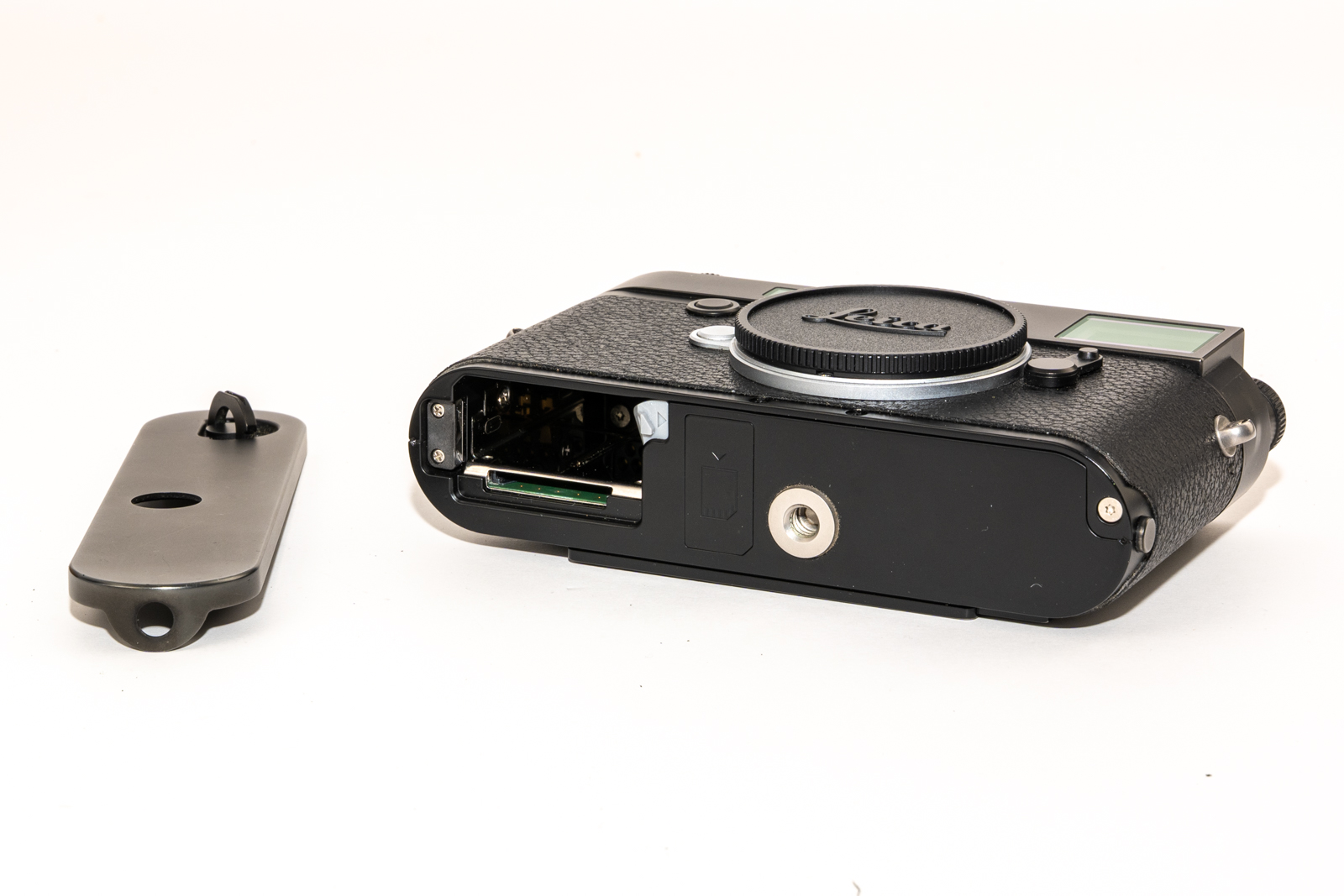 Leica M10, black chrome finish 30160 Pictures