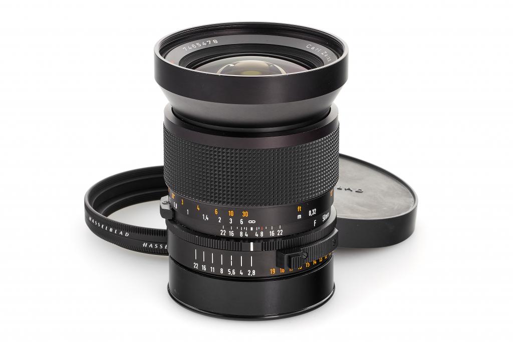 Carl Zeiss f. Hasselblad 50/2,8 Distagon T* TCC Carl Zeiss f. Hasselblad 50/2,8 Distagon T* TCC