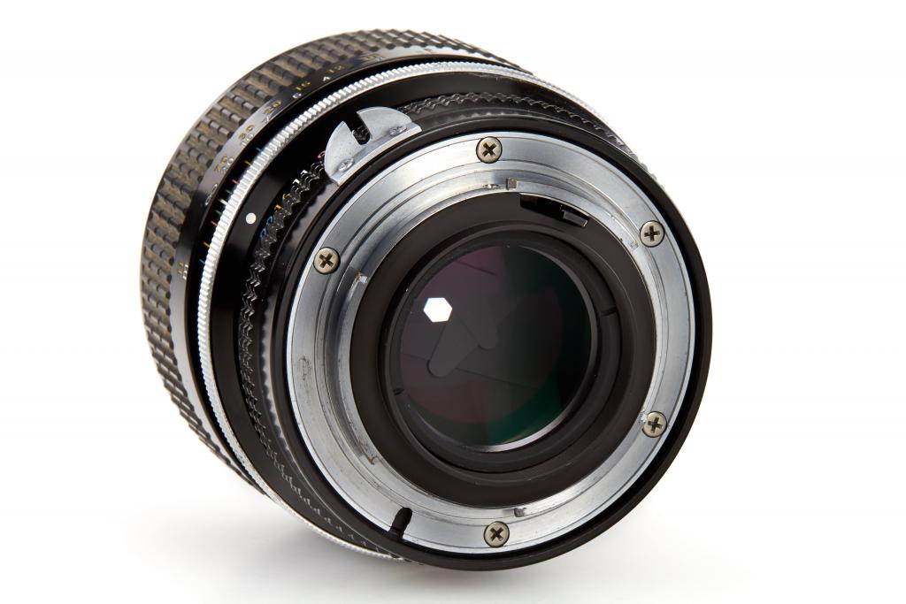 Nikon non-AI 85/1,8 Nikkor Nikon non-AI 85/1,8 Nikkor