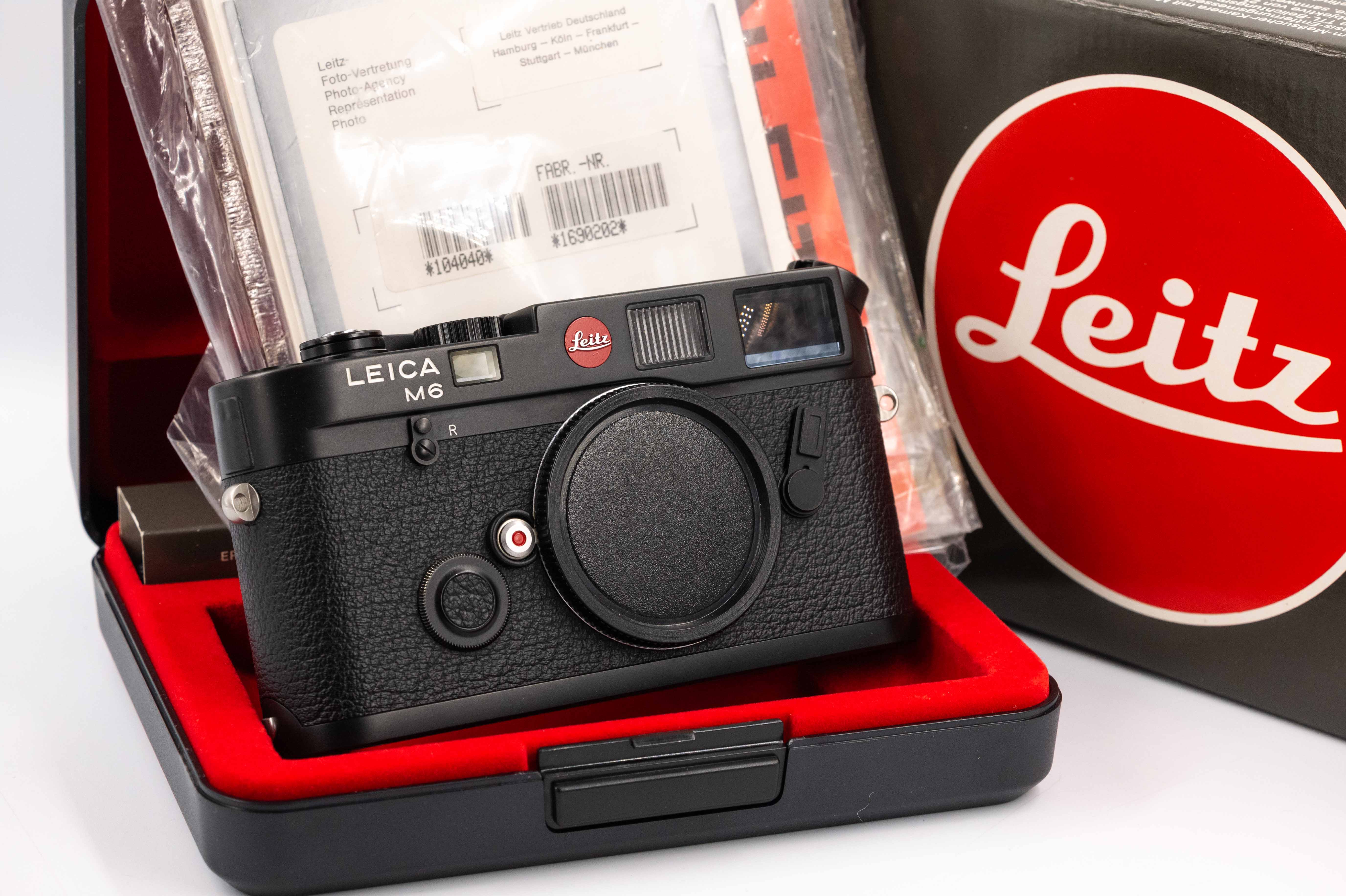 Leica M6 Classic Wetzlar 0.72x Black Chrome 10404