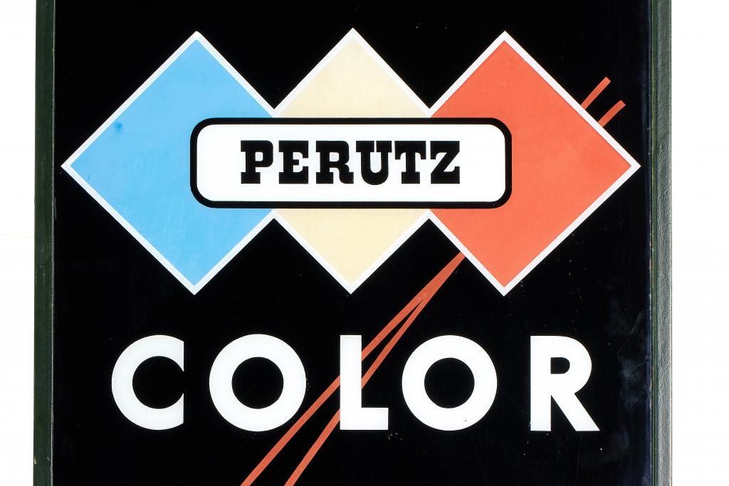 Perutz Billboard Perutz Billboard