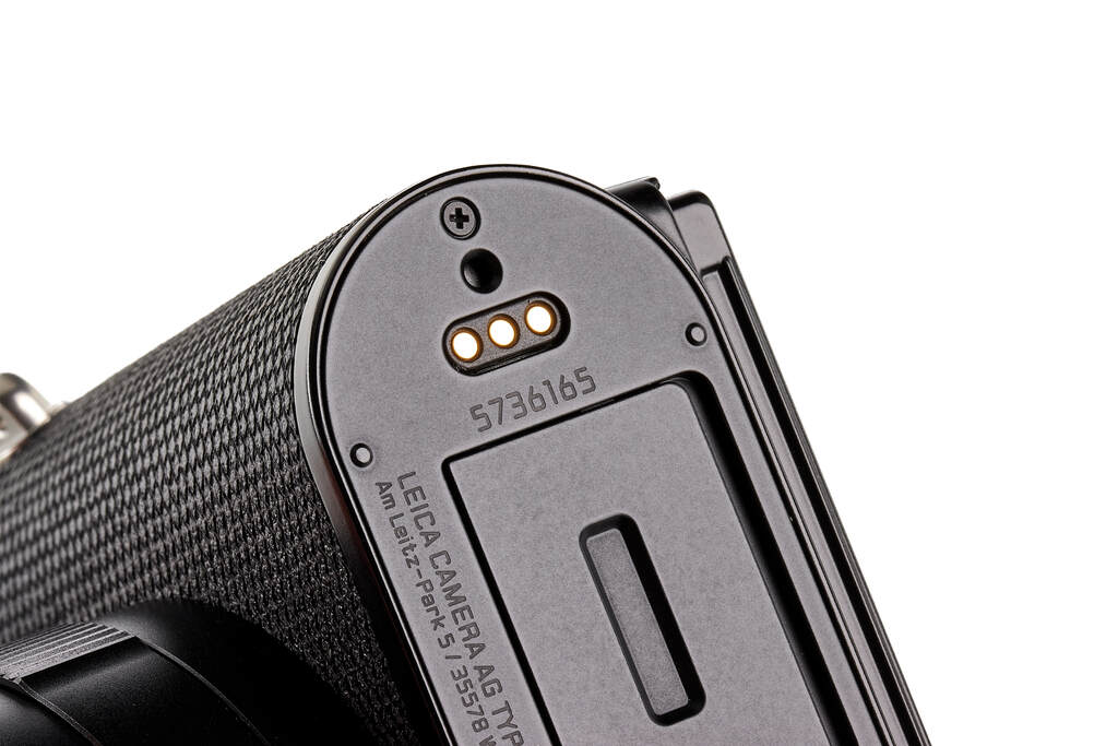 Leica Q3 19082 - with full guarantee