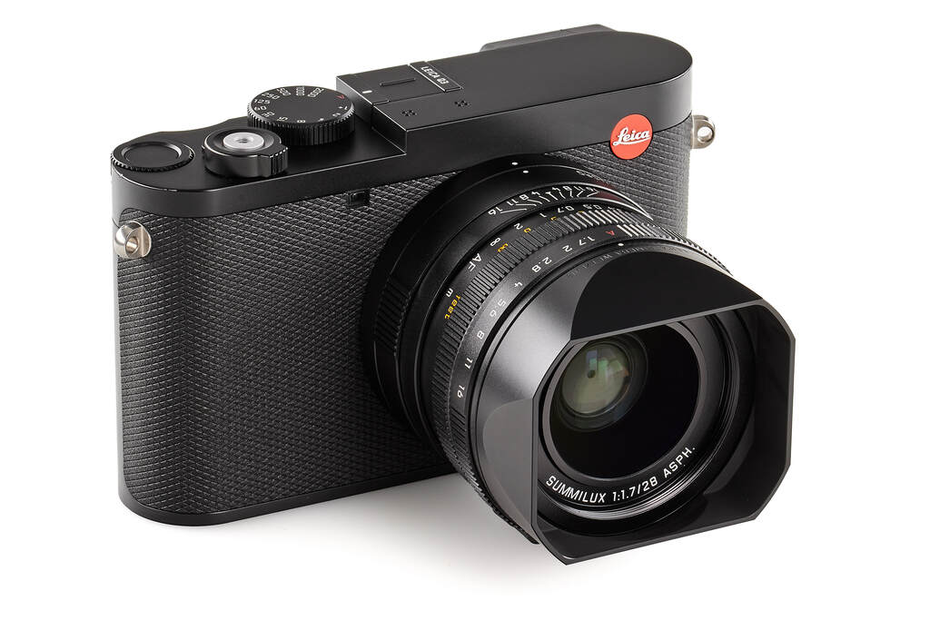 Leica Q3 19081 - with 1 year guarantee Leica Q3 19081 - with 1 year guarantee