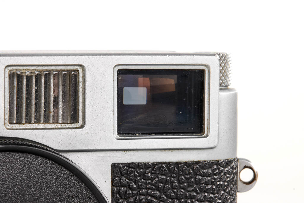 Leica M2 chrome