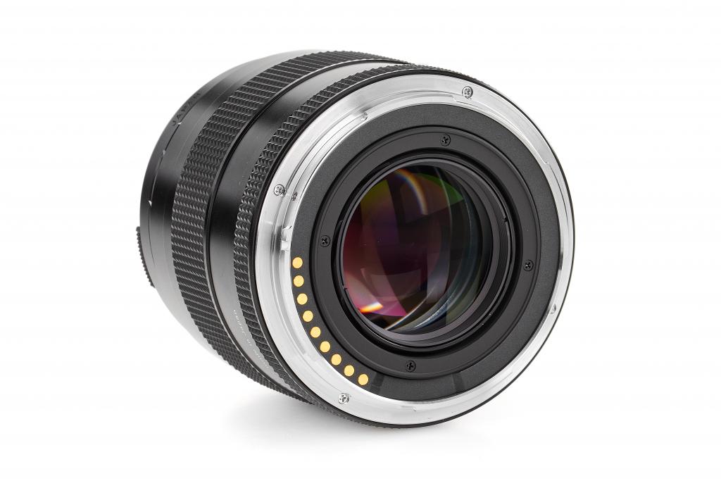 Zeiss f. Contax 645 80/2 Planar T* Zeiss f. Contax 645 80/2 Planar T*