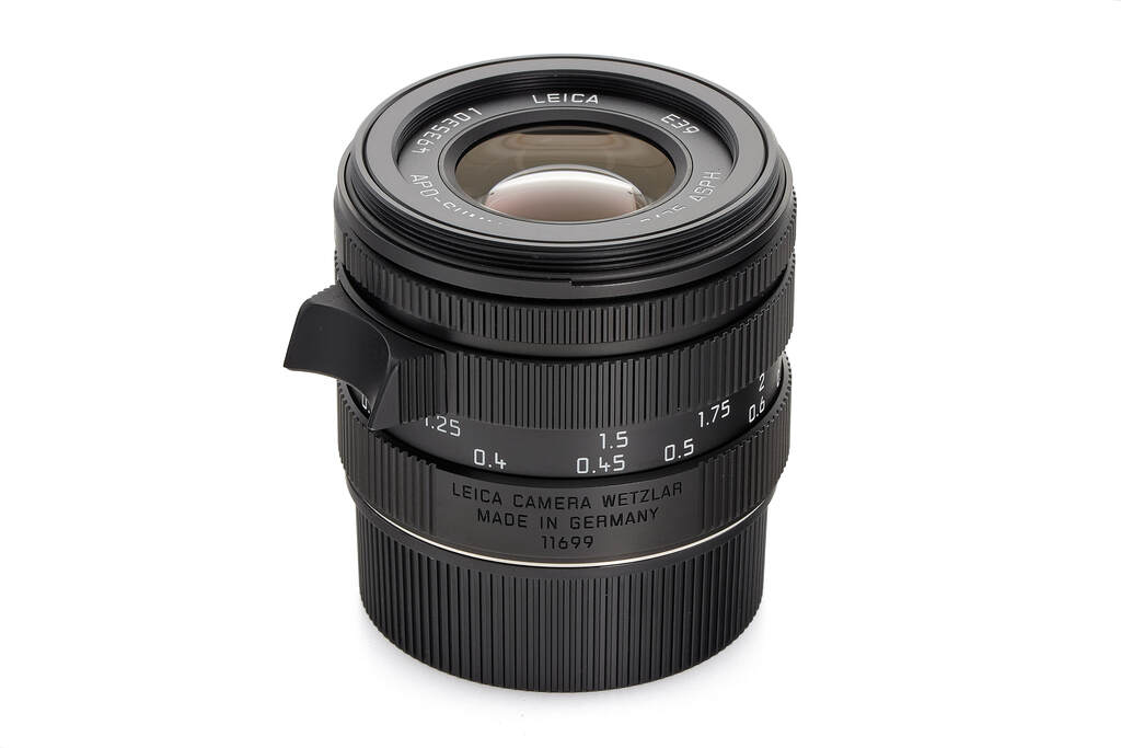 Leica Apo-Summicron-M 11699 2/35mm Asph. 6-bit - like new with 2 years guarantee