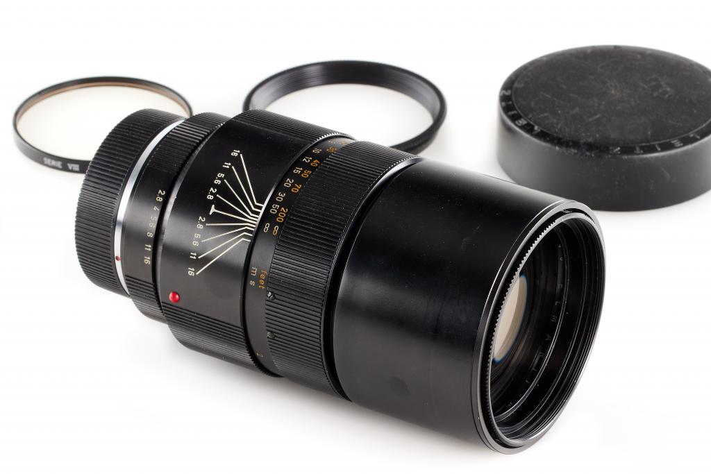 Leica Elmarit-R 11919 2,8/180mm 1.Model Leica Elmarit-R 11919 2,8/180mm 1.Model