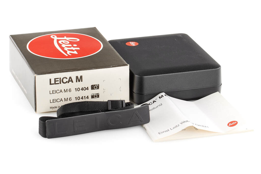 Leica M6 10414 chrome 'Elmar engraving'