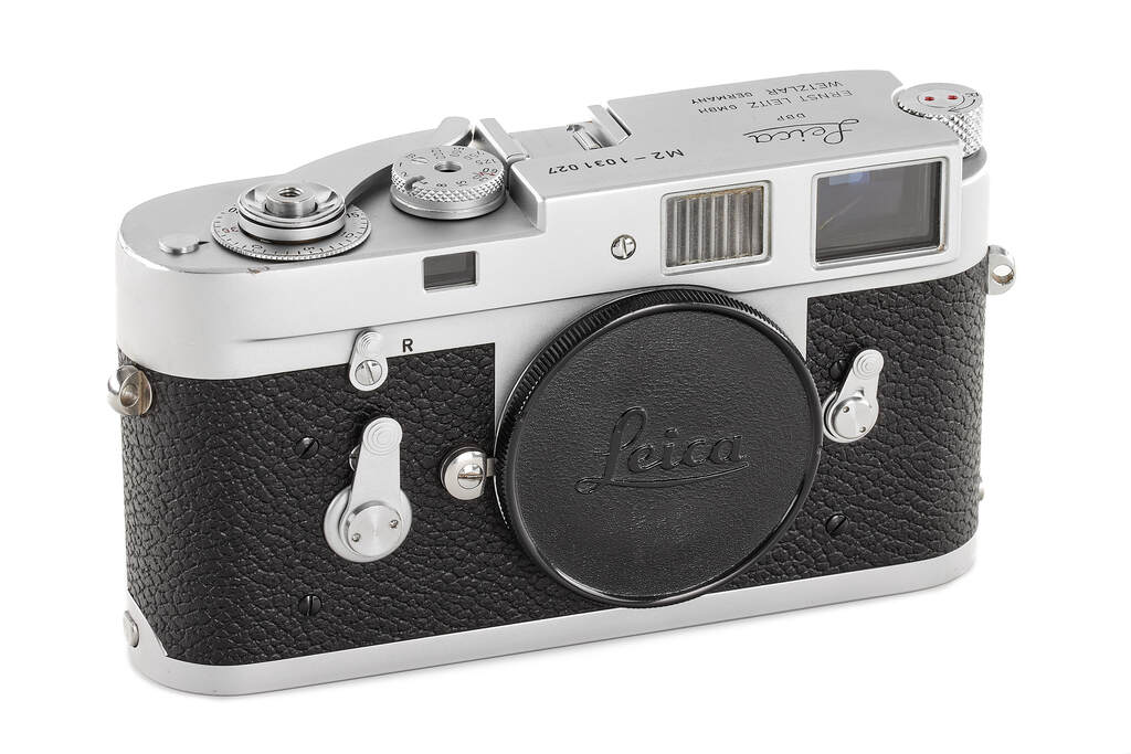 Leica M2 chrome - with full CLA