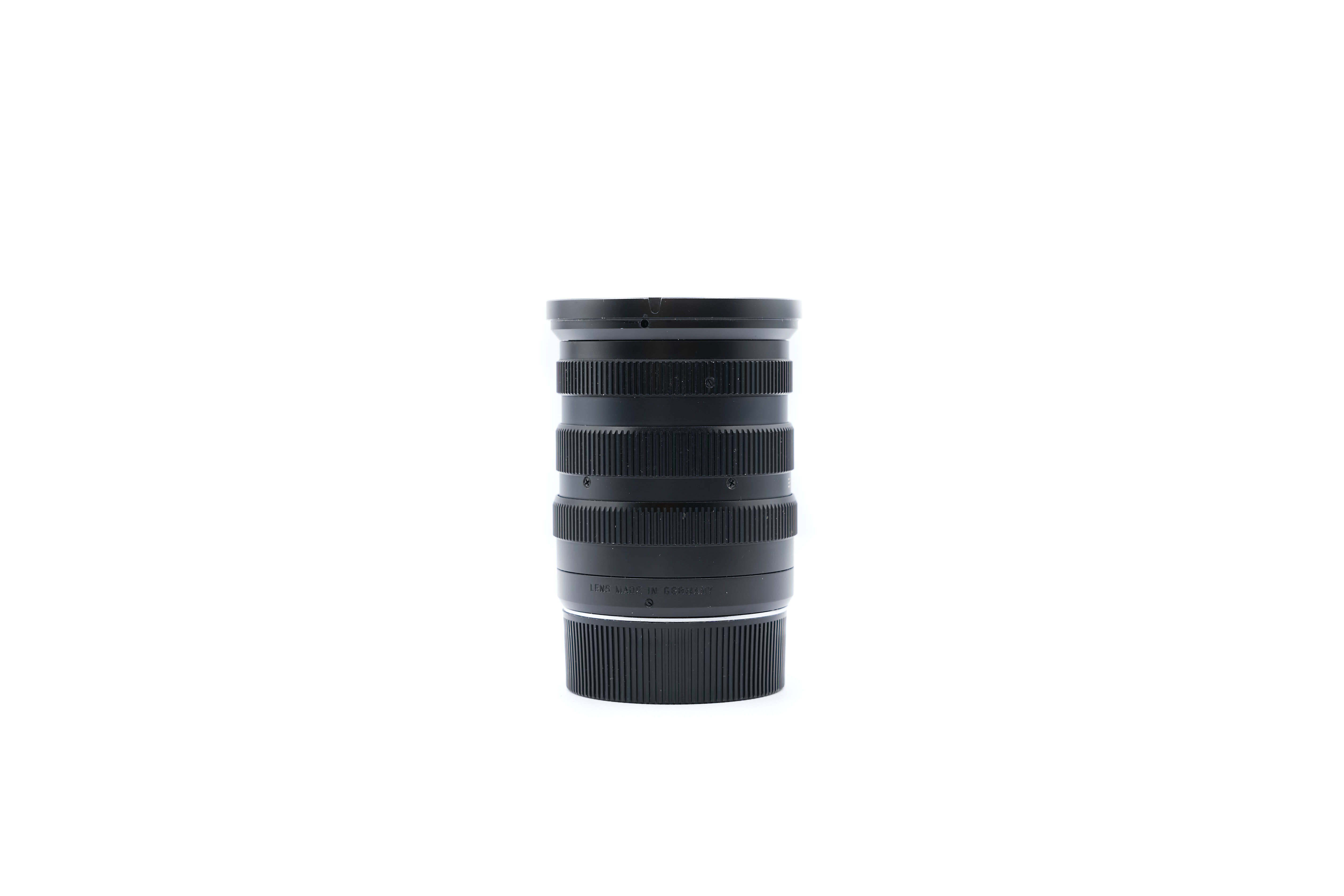 Leica Tri-Elmar-M 28-35-50 MM F4 ASPH. Leica Tri-Elmar-M 28-35-50 MM F4 ASPH.