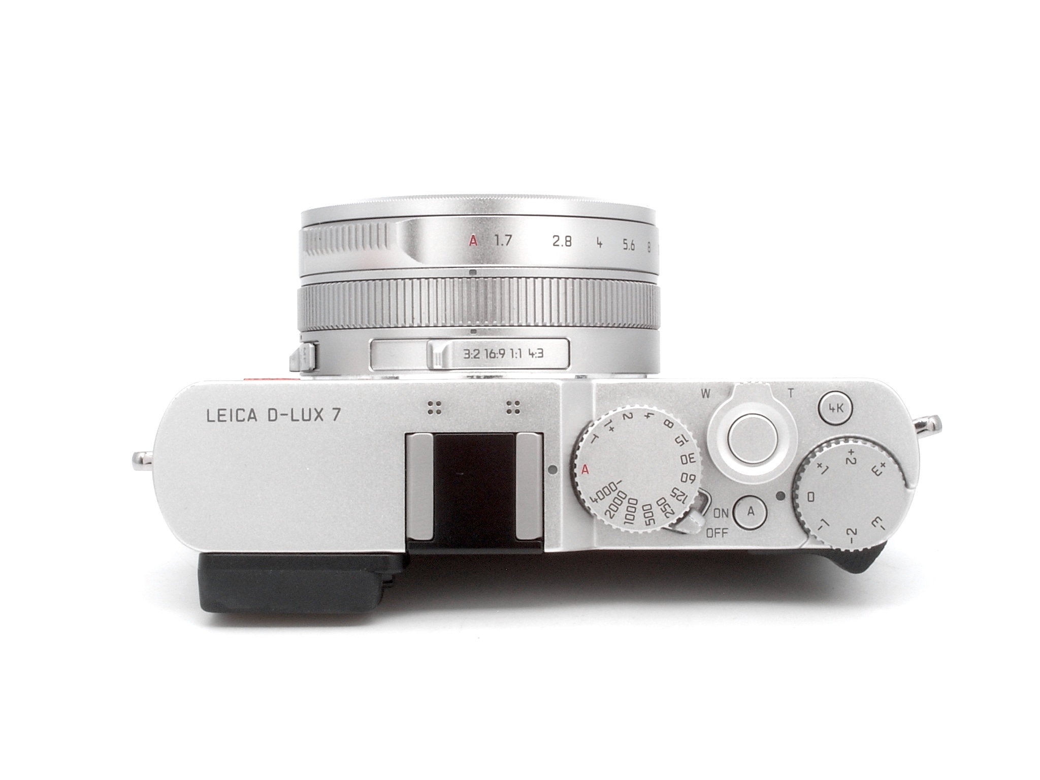 Leica D-Lux 7 silver anodised
