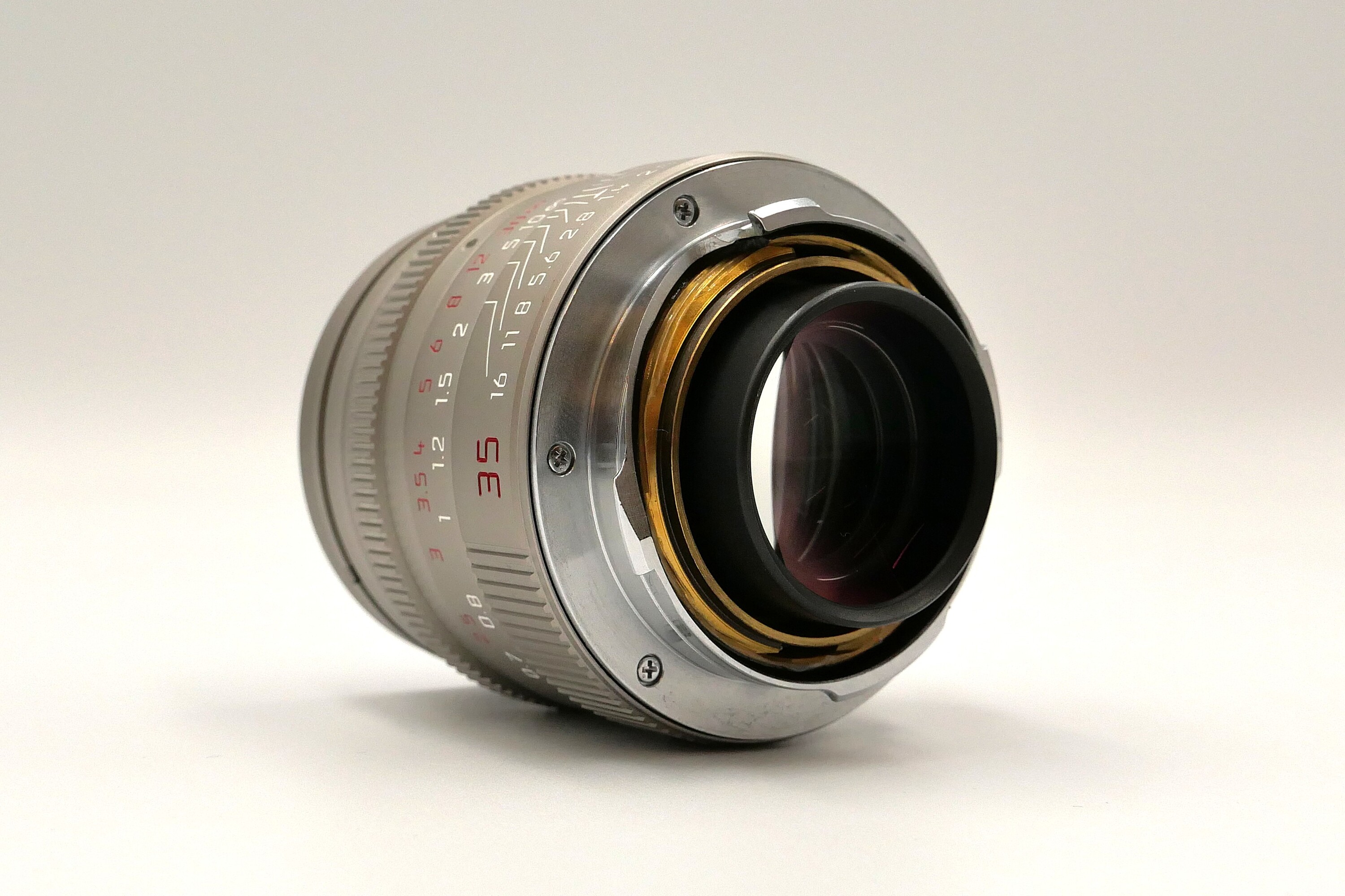 Leica Summilux-M 35mm f1.4 ASPH, Titanium