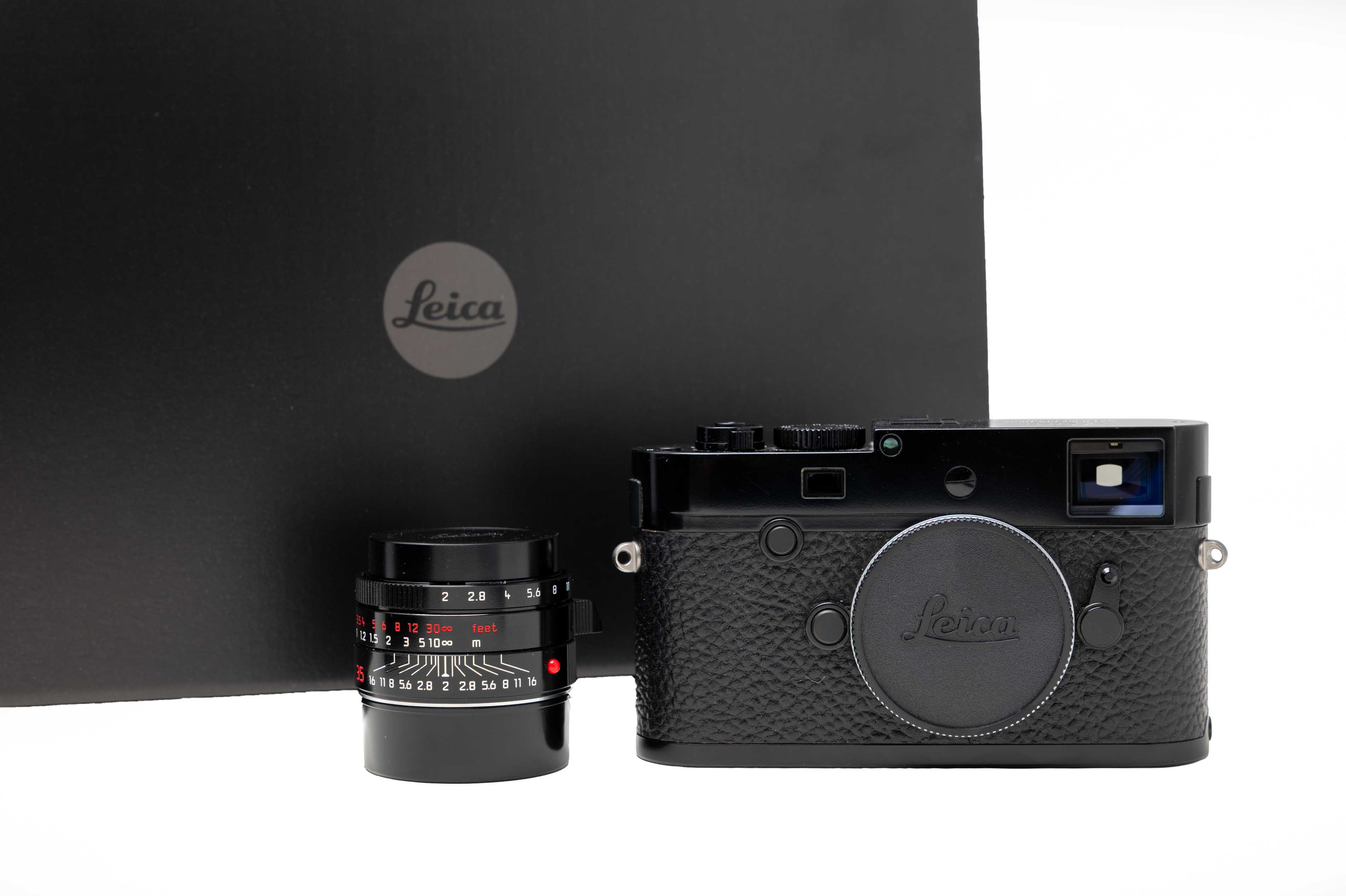 Leica "M Monochrom""Your Mark"" Edition - 10918 Leica "M Monochrom""Your Mark"" Edition - 10918
