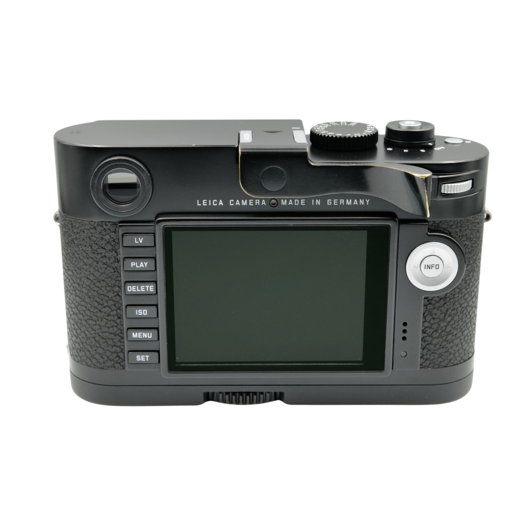 LEICA M  (Typ 240), black paint finish LEICA M  (Typ 240), black paint finish