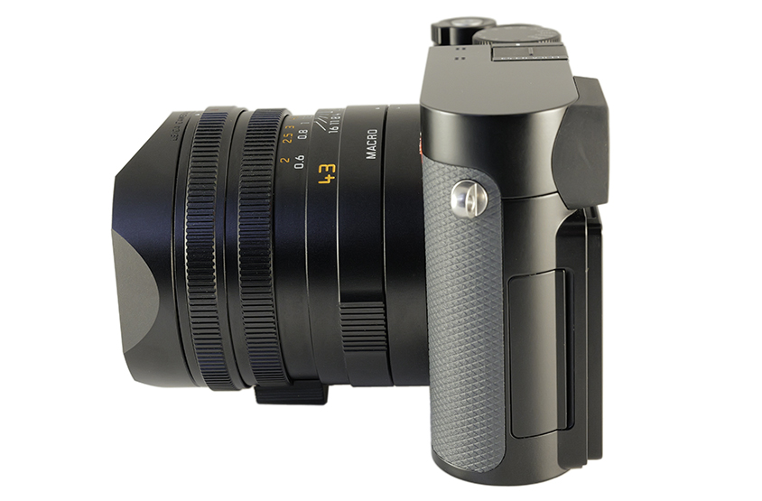 LEICA Q3 43, schwarz lackiert (Version EU/US/CN) 19084