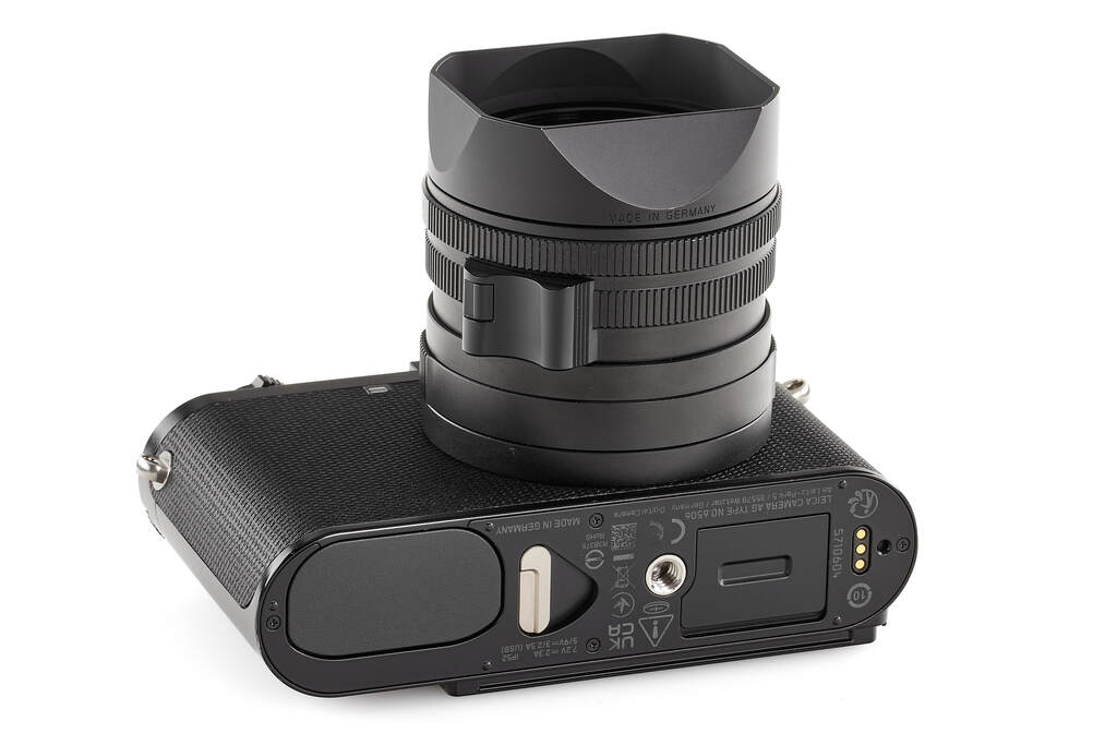 Leica Q3 19080 - with 1 year guarantee Leica Q3 19080 - with 1 year guarantee