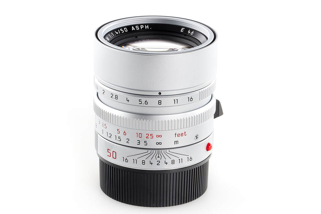 Leica Summilux-M 11717 'Portugal' 1,4/50mm chrome ASPH. 6-bit - with 2 years guarantee Leica Summilux-M 11717 'Portugal' 1,4/50mm chrome ASPH. 6-bit - with 2 years guarantee