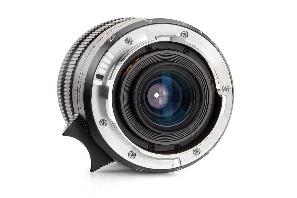 Leica Tri-Elmar-M 11642 4/16-18-21mm ASPH. 6-bit