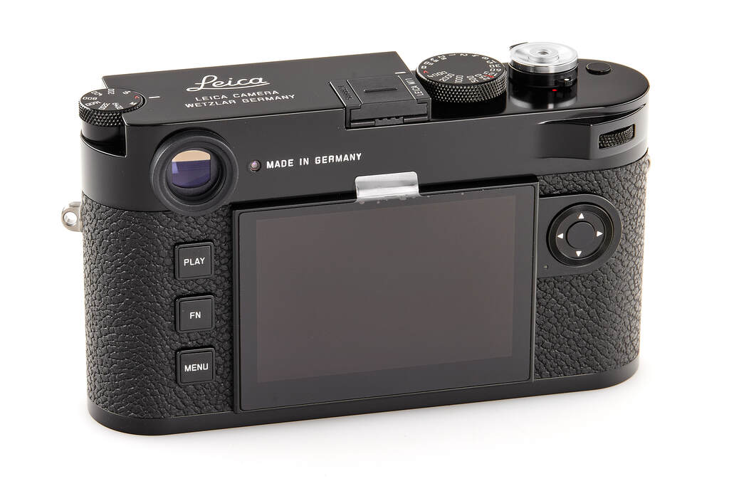 Leica M11 20230 glossy black paint - with 2 years of guarantee