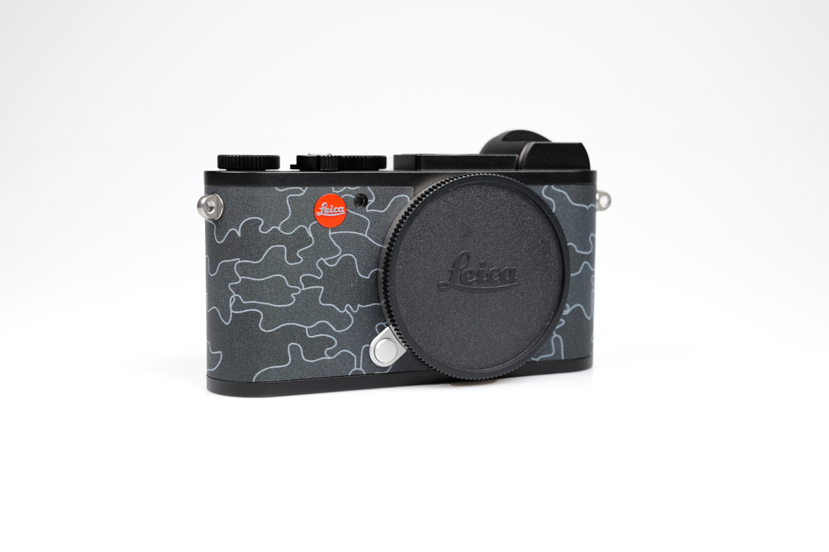 LEICA CL ''URBAN JUNGLE by JEAN PIGOZZI'' LEICA CL ''URBAN JUNGLE by JEAN PIGOZZI''