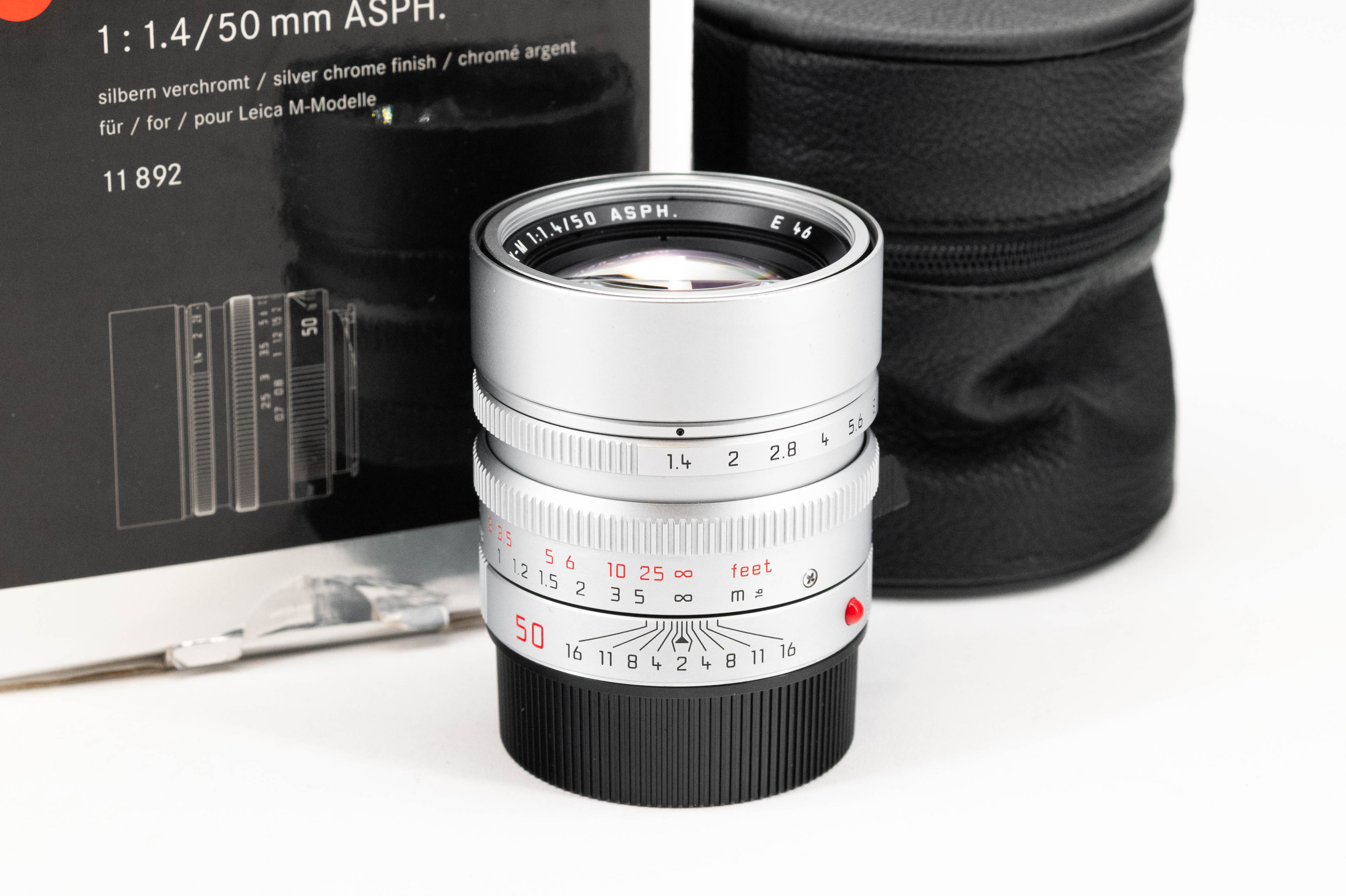 Leica Summilux-M 50mm f/1.4 ASPH Silver Chrome 11892