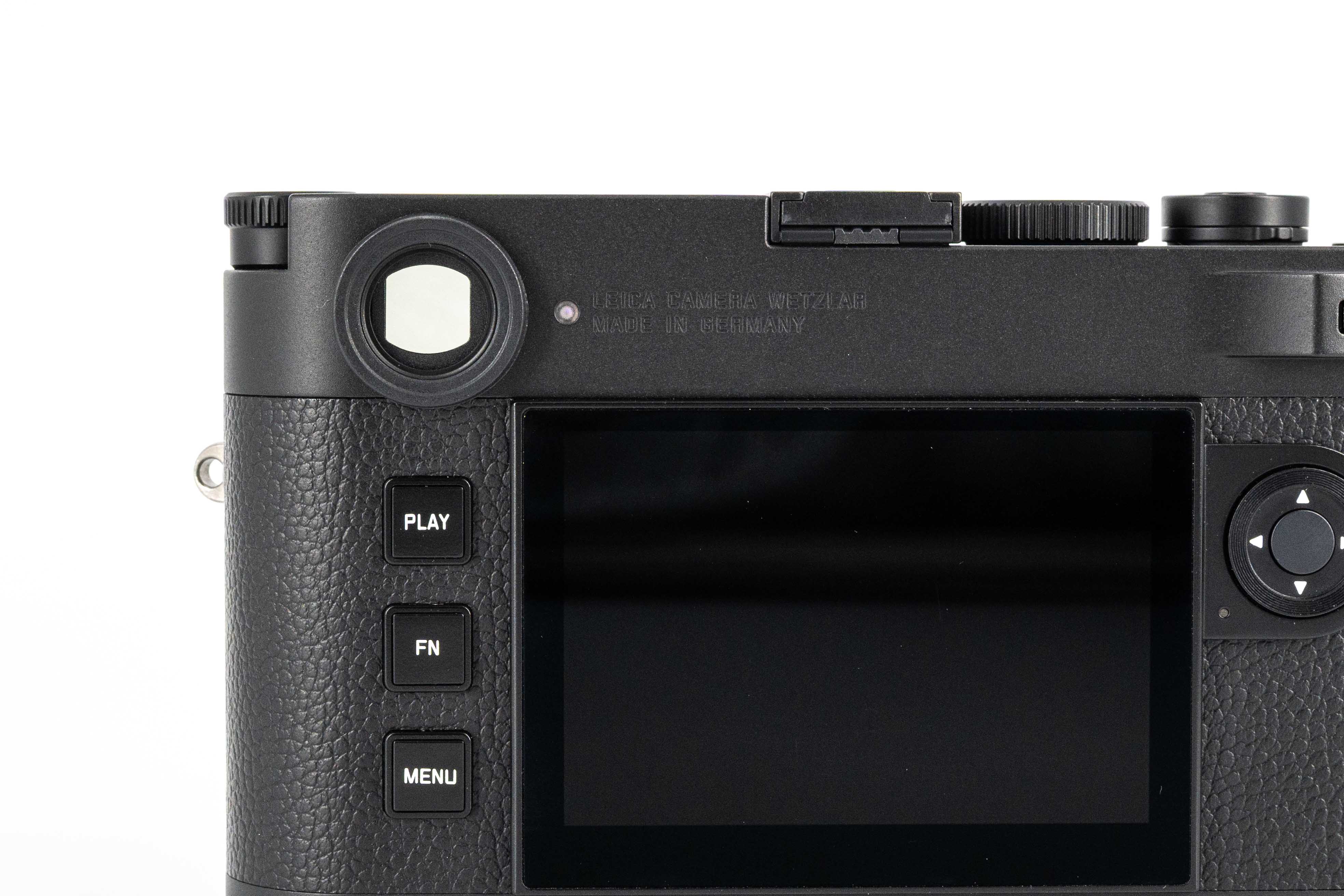 M11 monochrome, black lacquered
