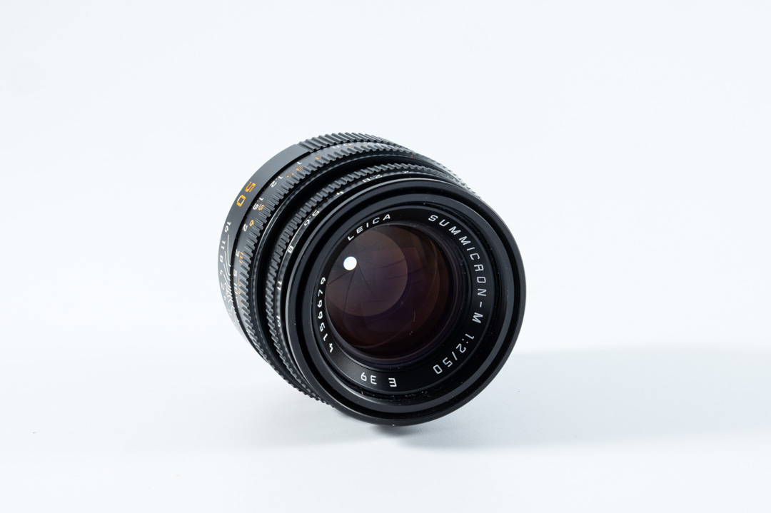 Leica SUMMICRON-M 2/50 mm, black. (11826)