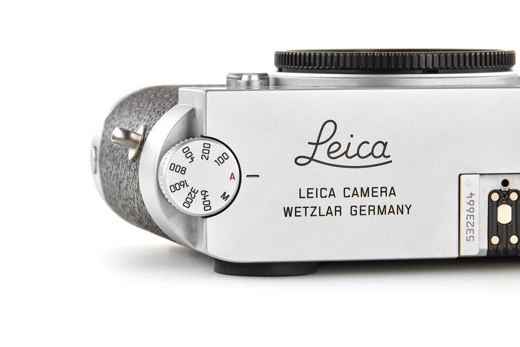 Leica M10-P 20022 chrome - 2 years of guarantee