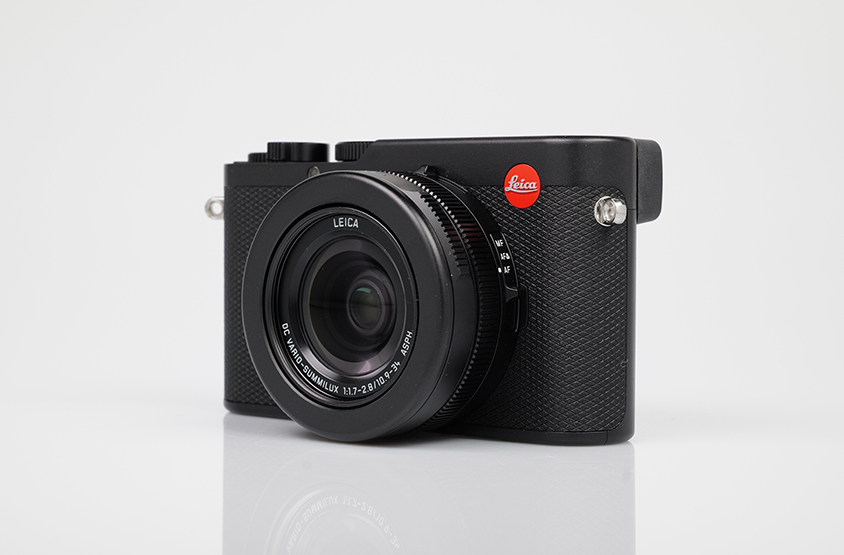 LEICA D-LUX 8, black lacquered