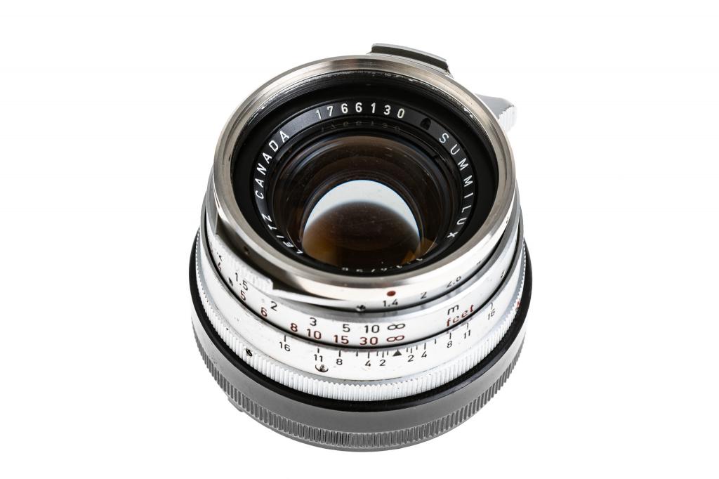 Leica Summilux 1,4/35mm chrome 'steel rim' Leica Summilux 1,4/35mm chrome 'steel rim'