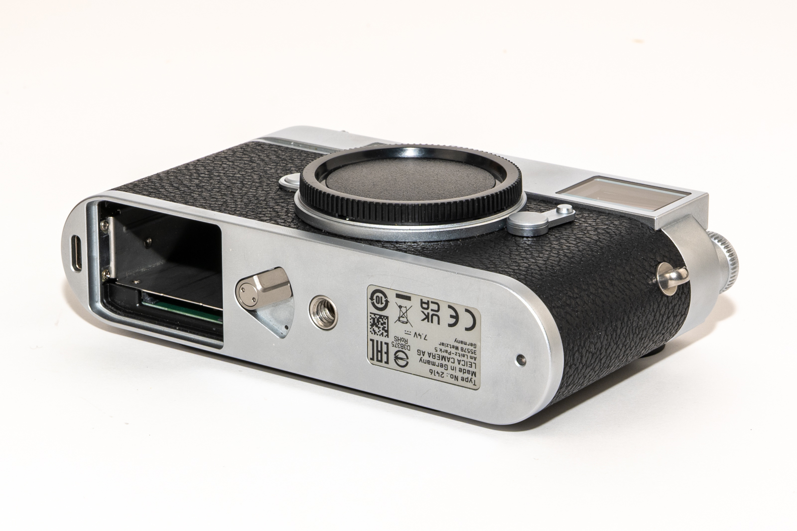 Leica M11 Chrom with 16330 shutter Pictures