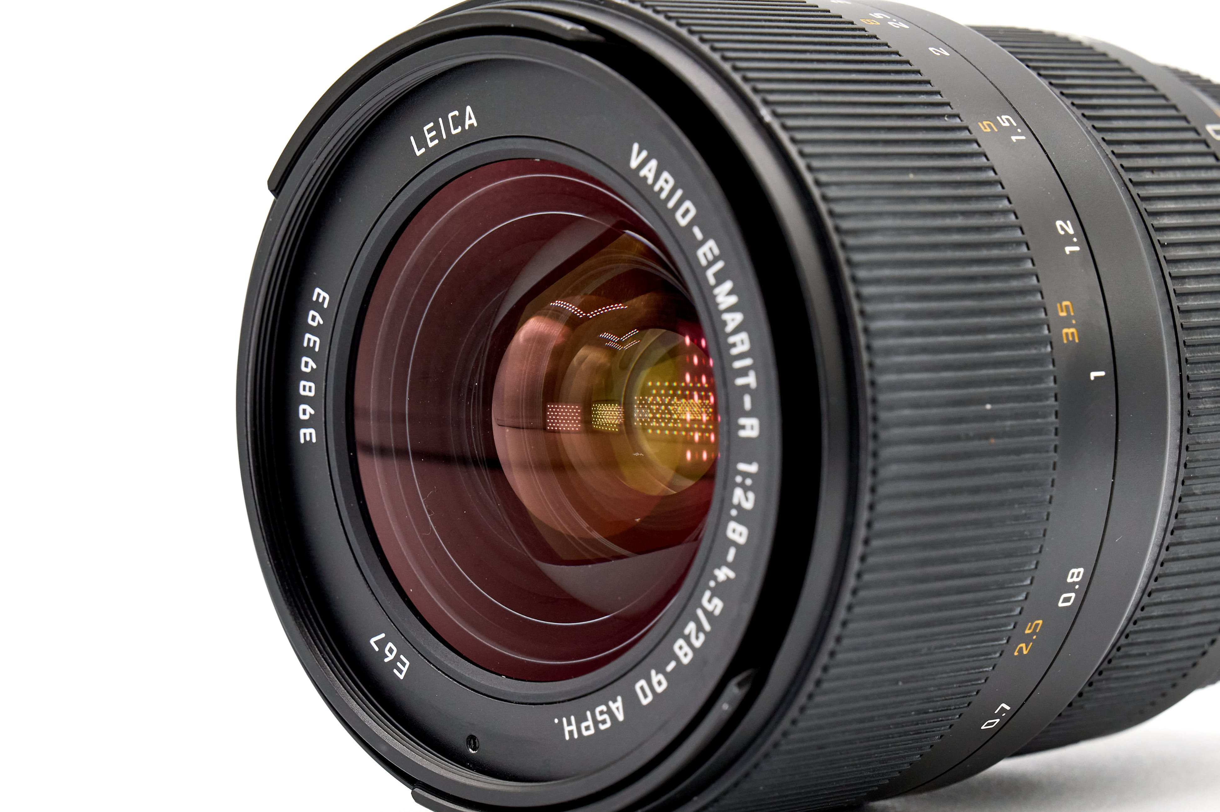 Leica Vario-Elmarit-R 28-90mm f/2.8-4.5 ASPH. ROM 11365 Leica Vario-Elmarit-R 28-90mm f/2.8-4.5 ASPH. ROM 11365