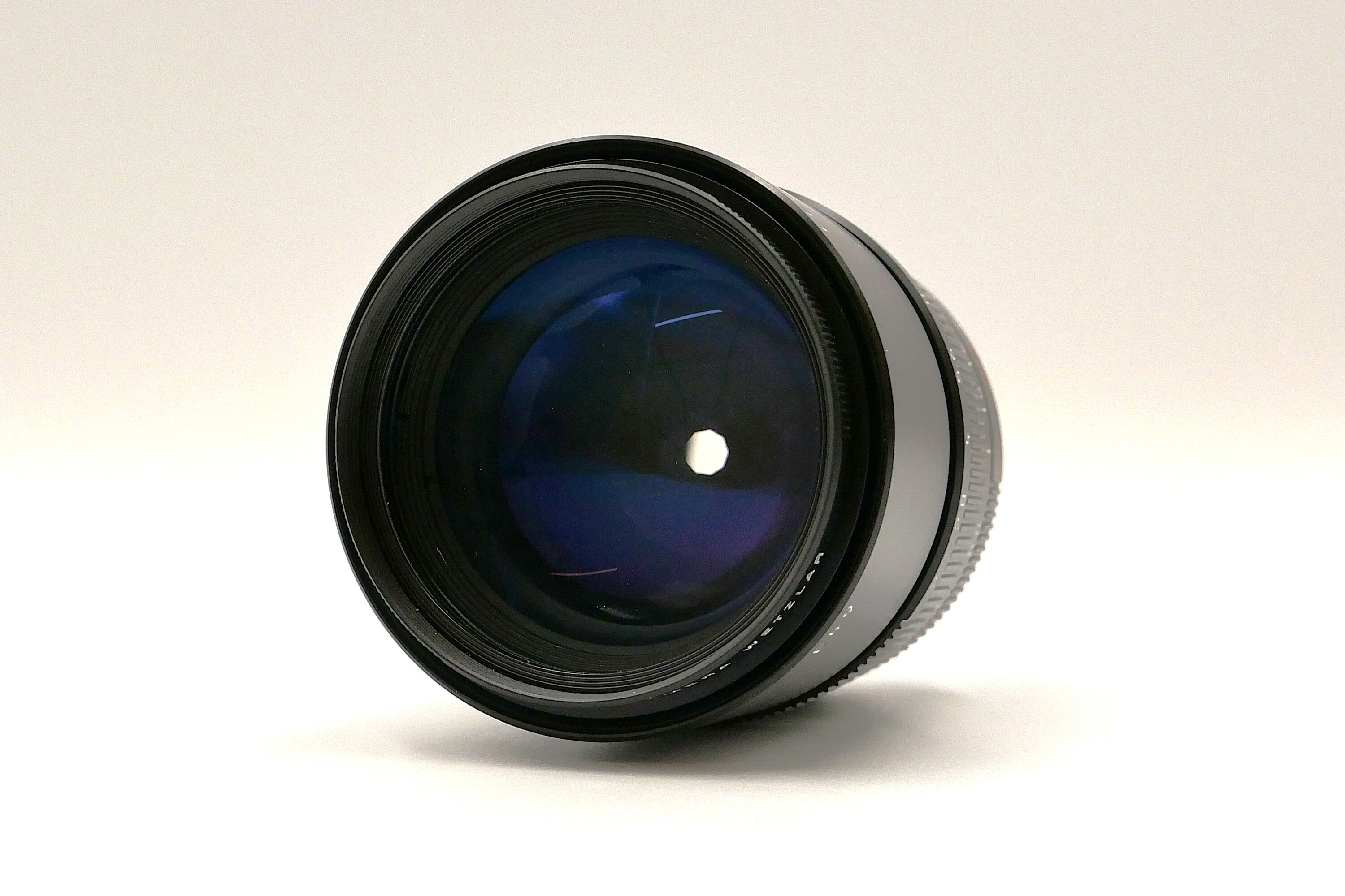 Leica APO-Summicron-M f2 75mm ASPH