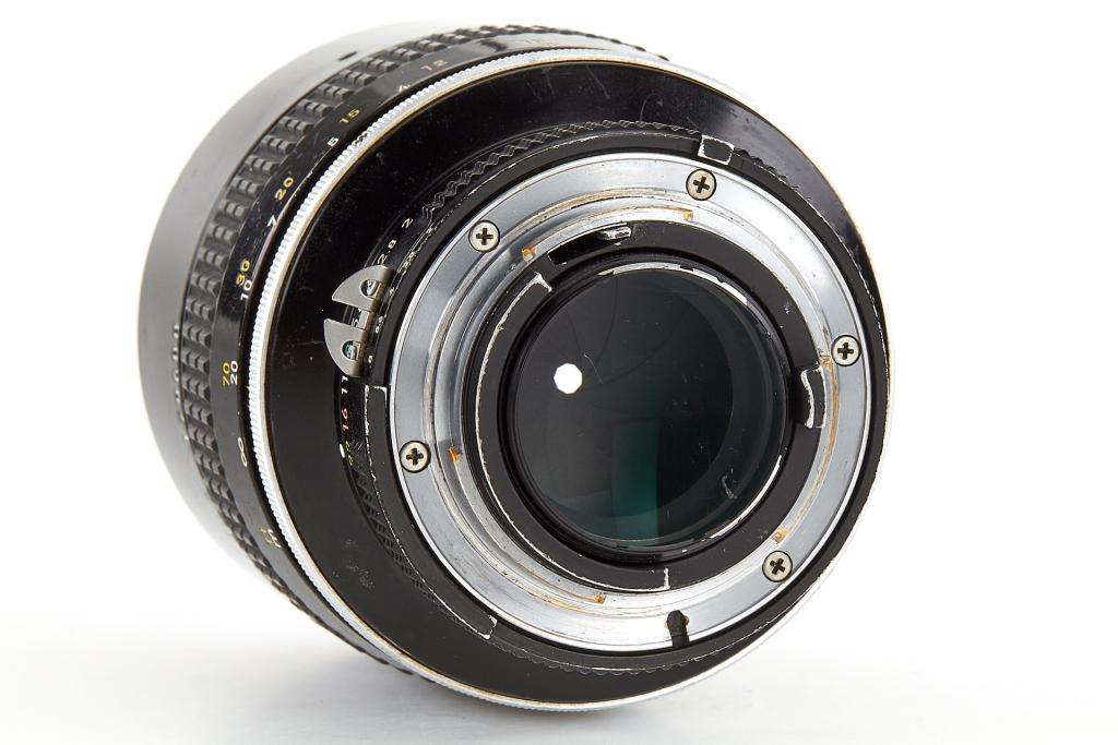 Nikon AI 135/2 Nikkor Nikon AI 135/2 Nikkor