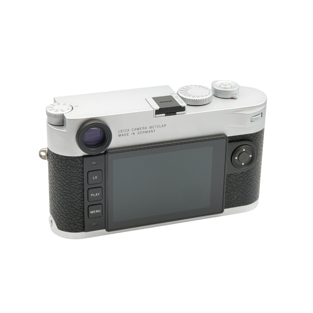 Leica M10, Silver chrome finish