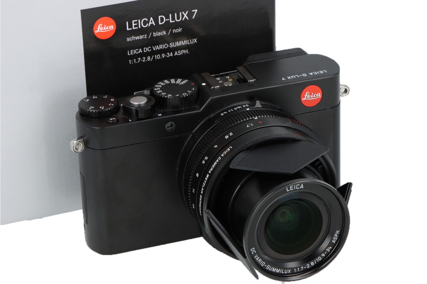 Kit Leica D-lux 7 nero + impugnatura + copriobiettivo automatico (19140)