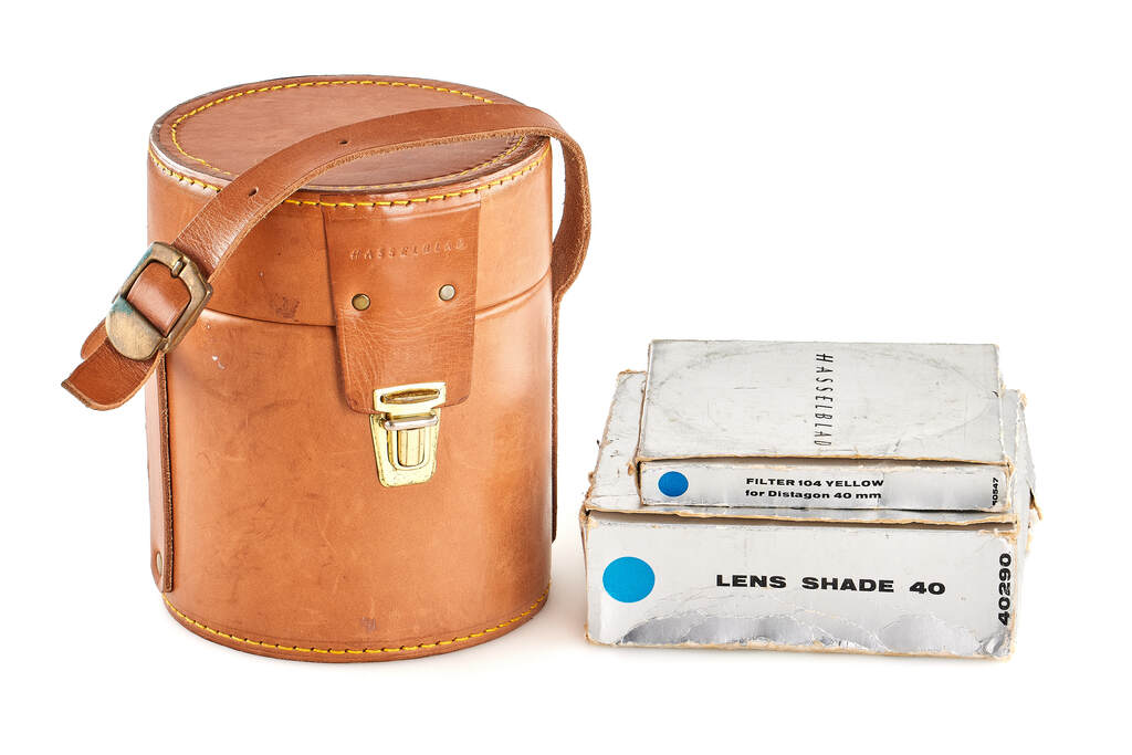 Carl Zeiss f. Hasselblad 40/4 T* Distagon