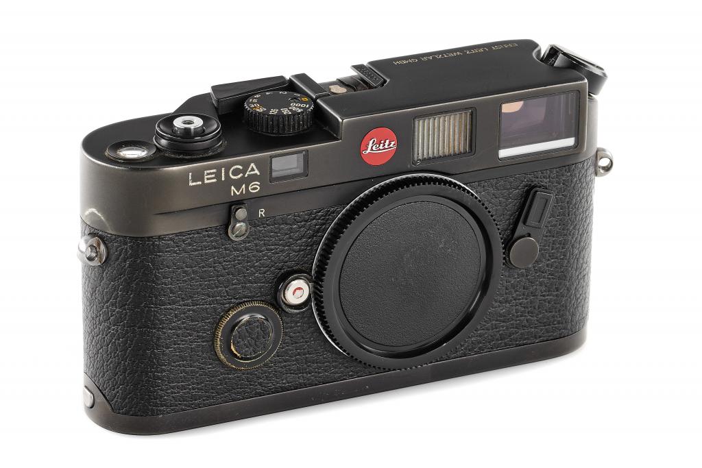 Used Leica M6 .72mm Black Chrome [10404]