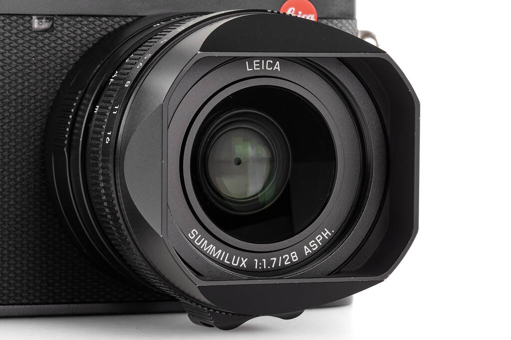Leica Q3 19080 - with 1 year guarantee Leica Q3 19080 - with 1 year guarantee