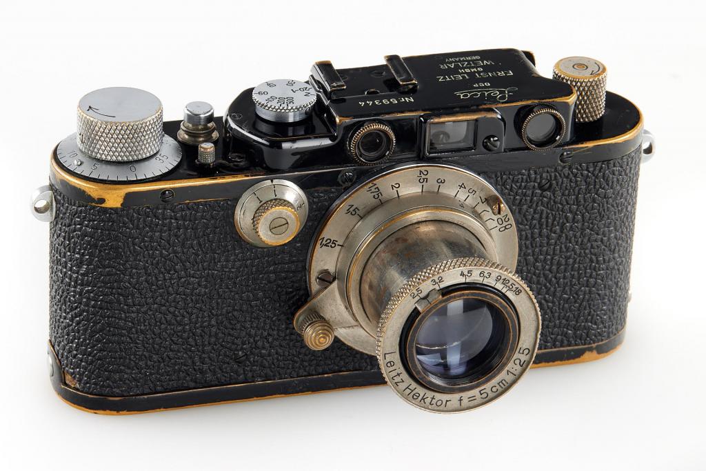 Leica III Mod. F outfit 'Erich Andres'