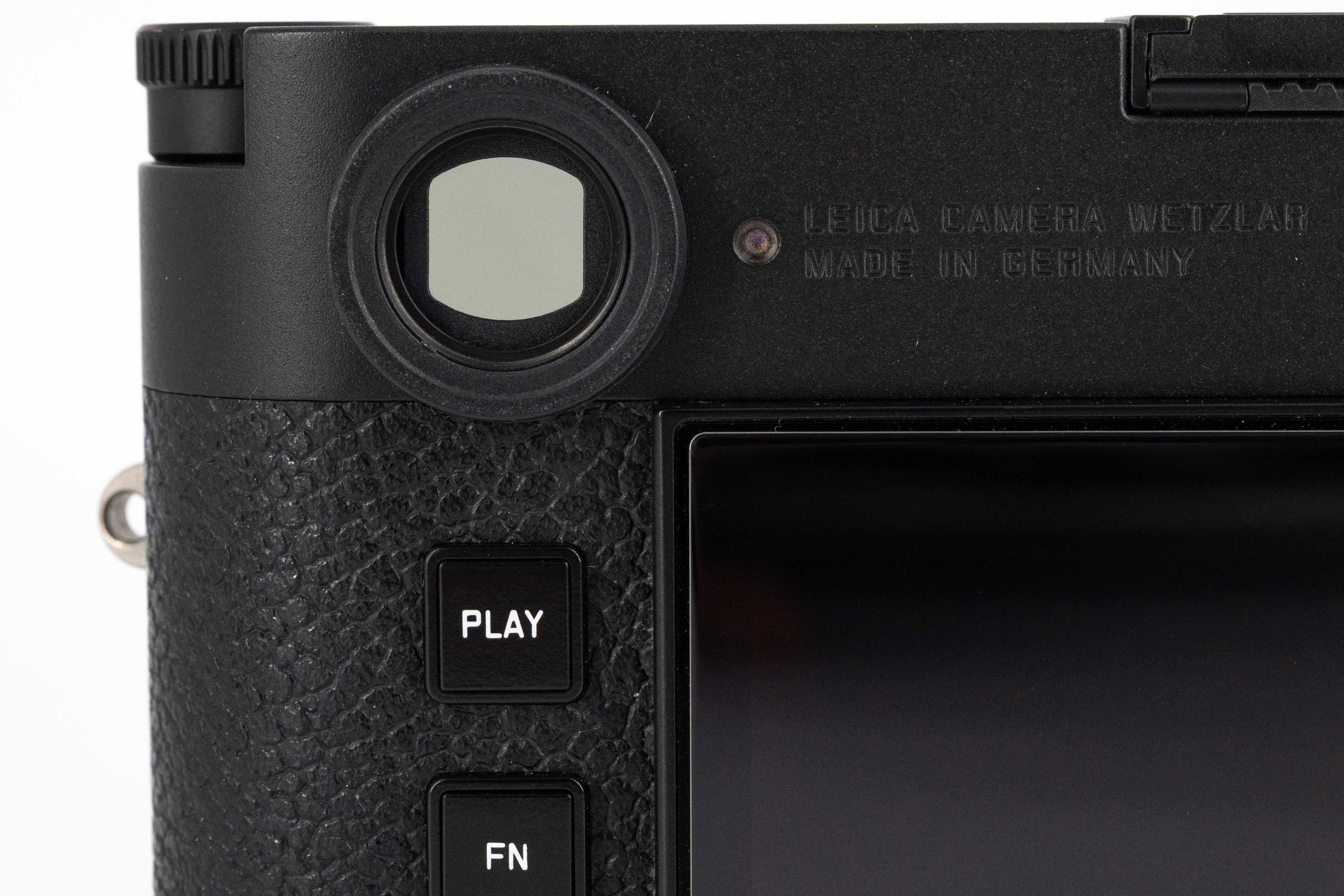 M11, black lacquered