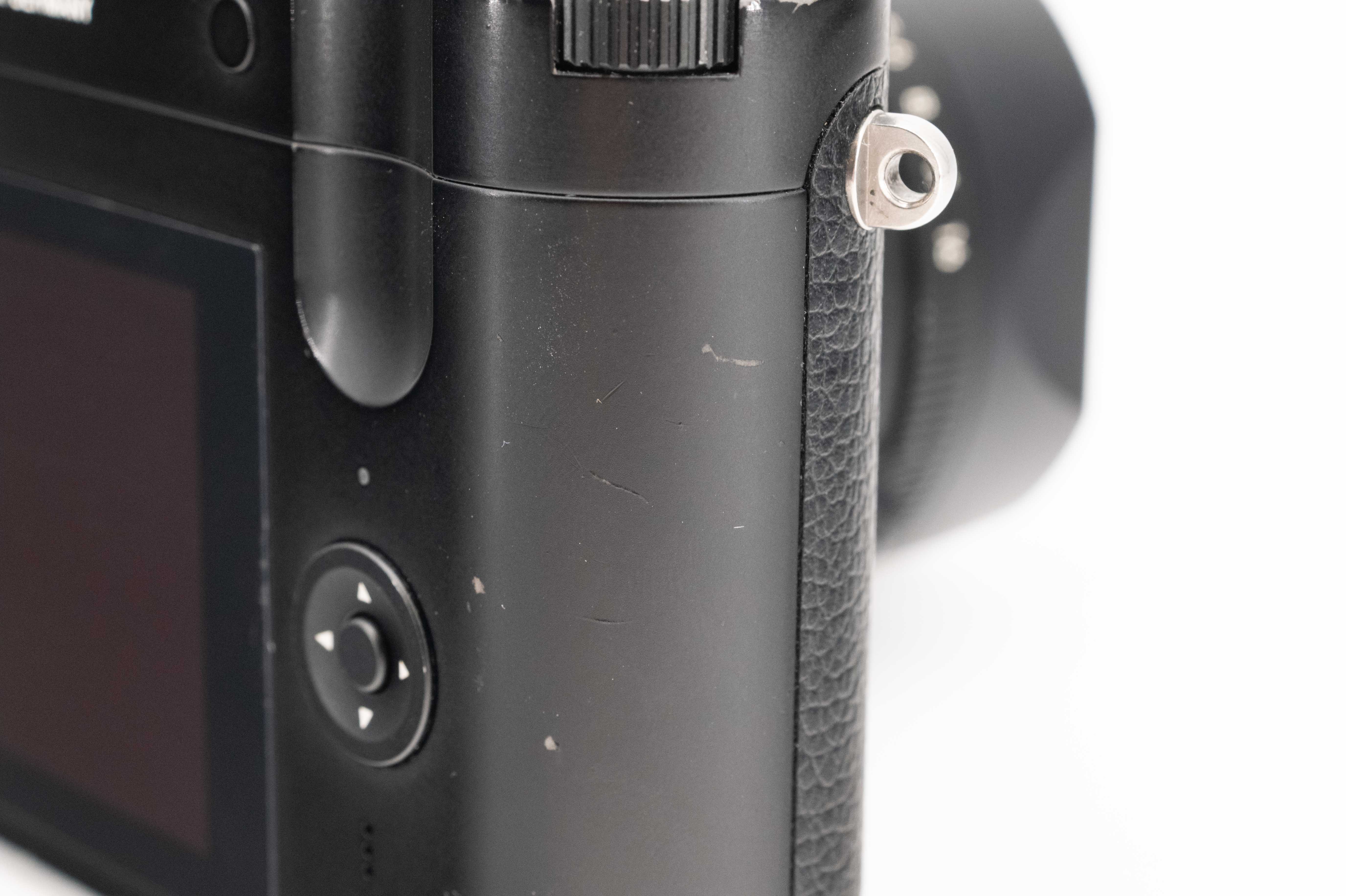 Leica Q2 Monochrom 19055