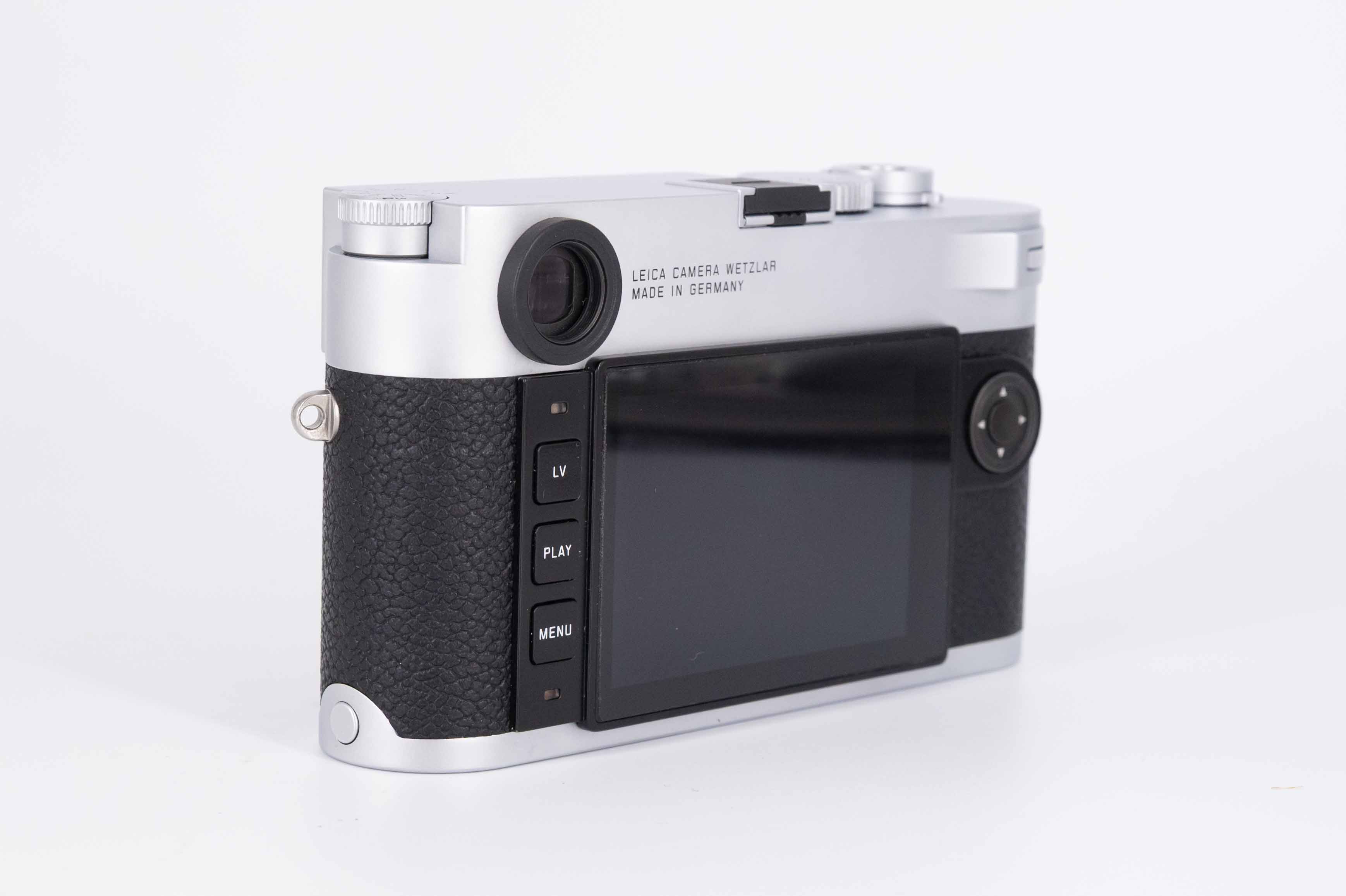 M10, silbern verchromt