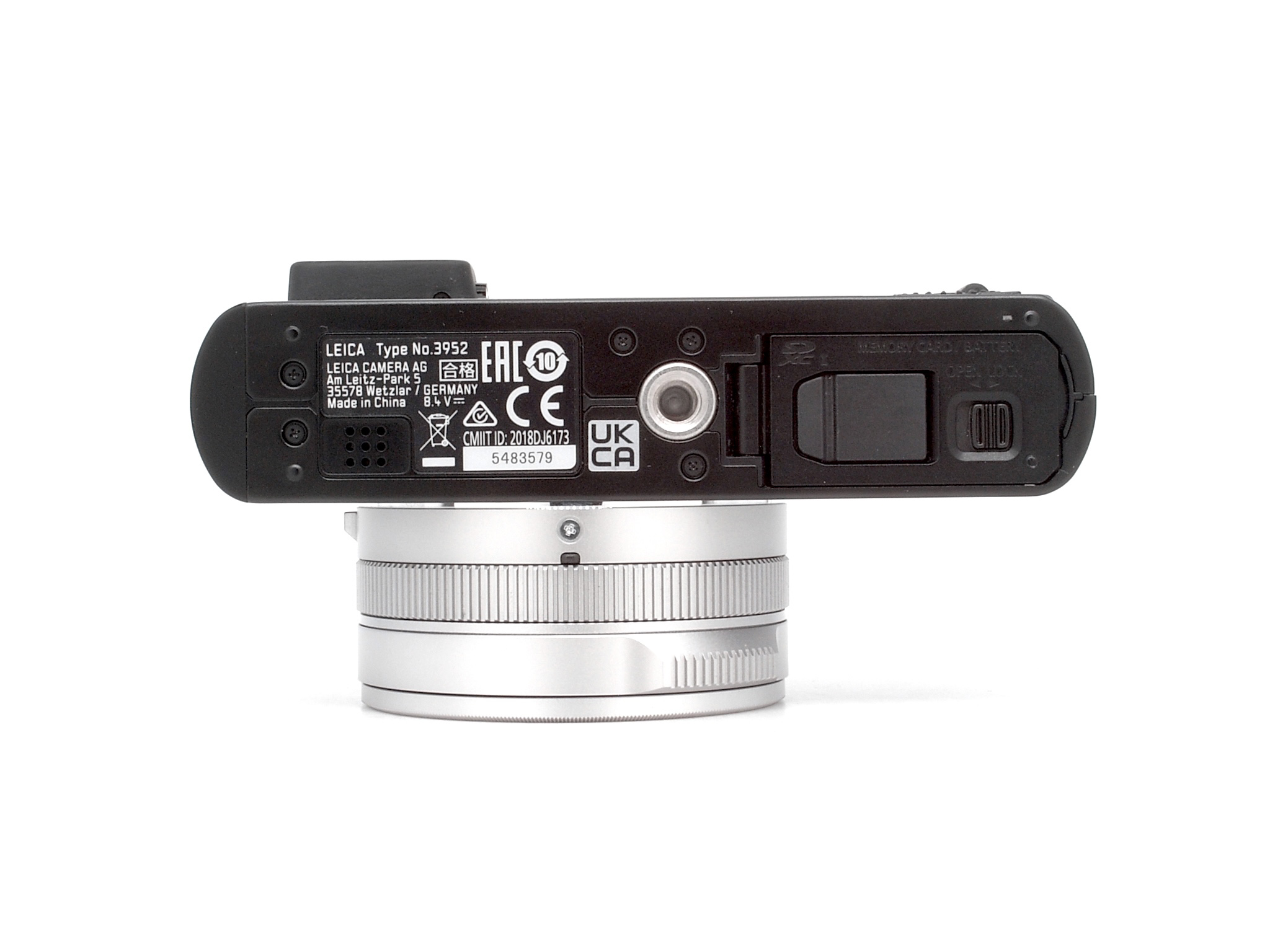 Leica D-Lux 7 silver anodised