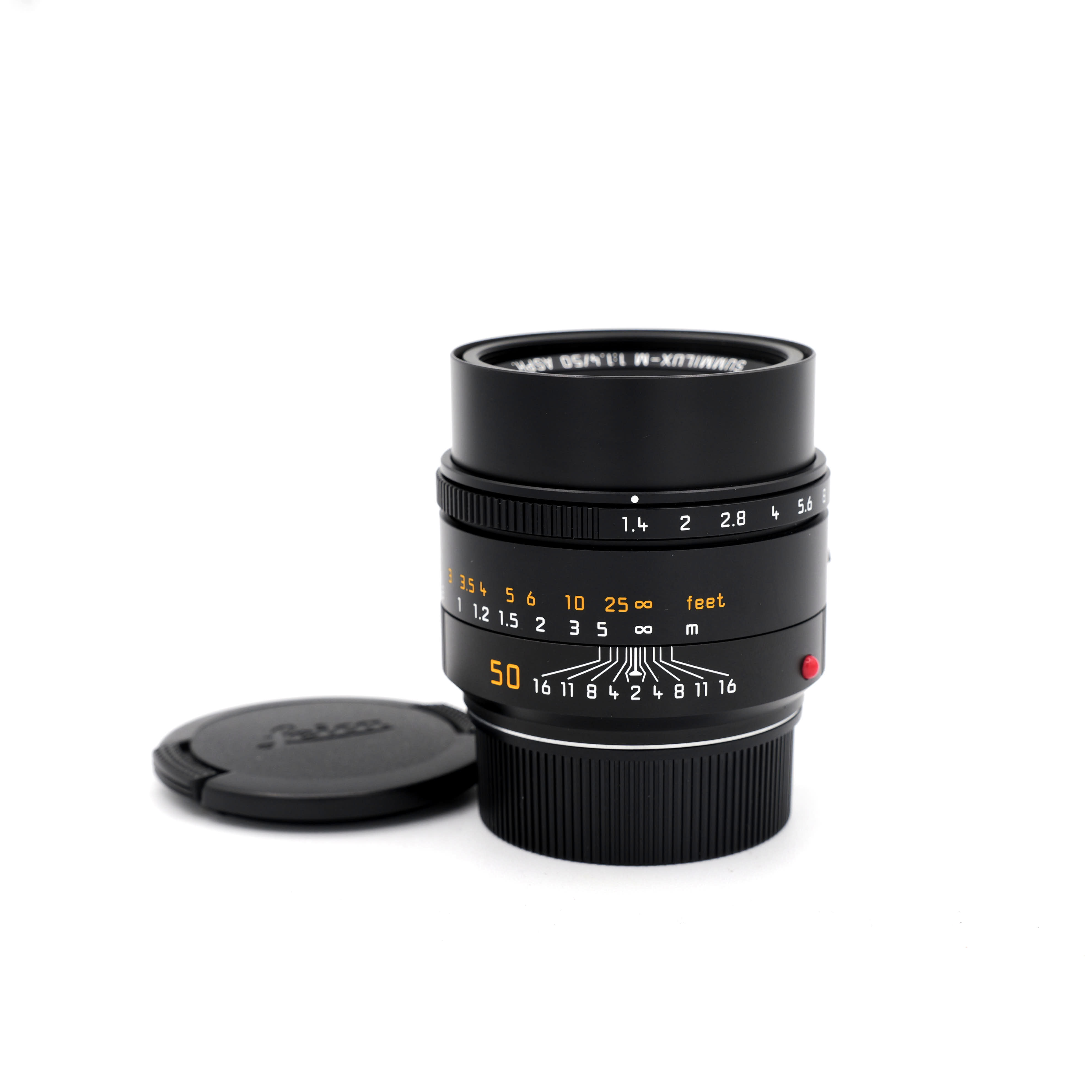 Leica Summilux-M 50mm f/1.4 ASPH - close focus